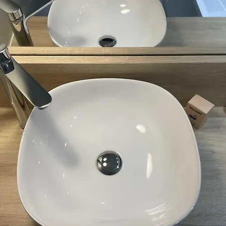 Comfortable And Practical - Pentes De La Croix-rousse