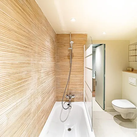 Comfortable And Practical - Pentes De La Croix-rousse